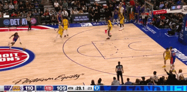 湖人九连胜终结被活塞双杀 东契奇32分难救主