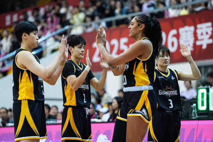 广东女篮0-2爆冷不敌江苏女篮 卫冕冠军无缘WCB