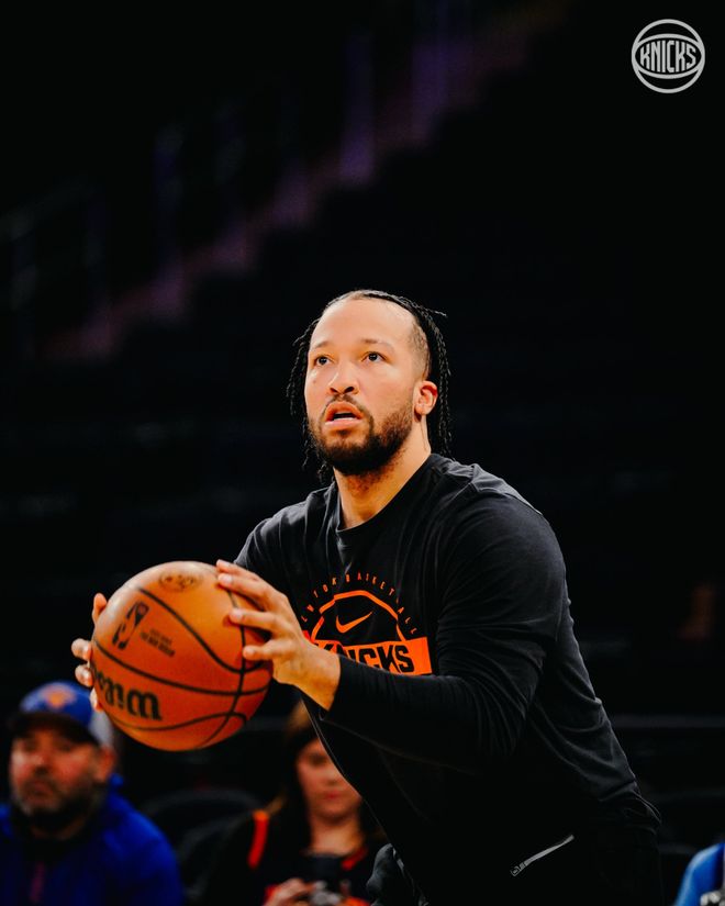 纽约尼克斯队主场力克新奥尔良鹈鹕队，布伦森