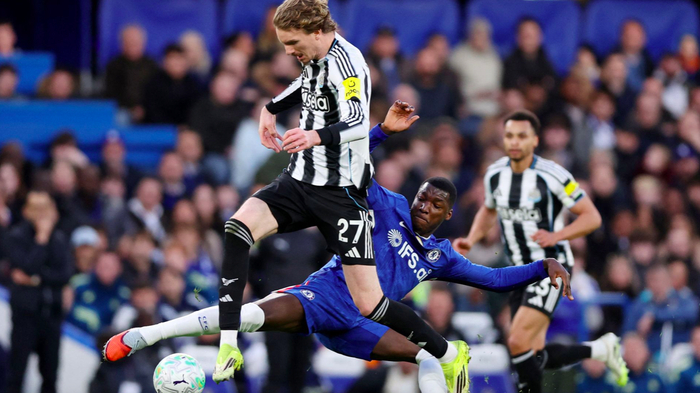 英超强强对话切尔西主场告负 纽卡斯尔力克蓝军