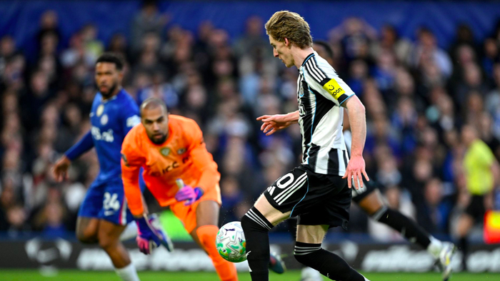 英超强强对话切尔西主场告负 纽卡斯尔力克蓝军