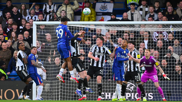 英超强强对话切尔西主场告负 纽卡斯尔力克蓝军