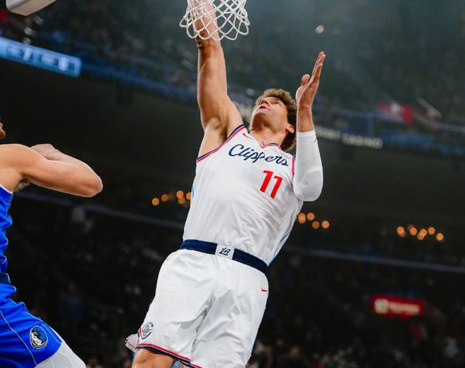 莱昂纳德压制弗拉格 快船力克独行侠